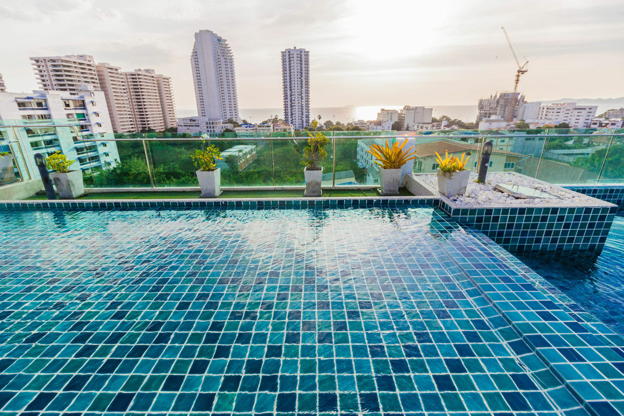 Laguna Bay 1 By Pattaya Sunny Rentals Exterior photo
